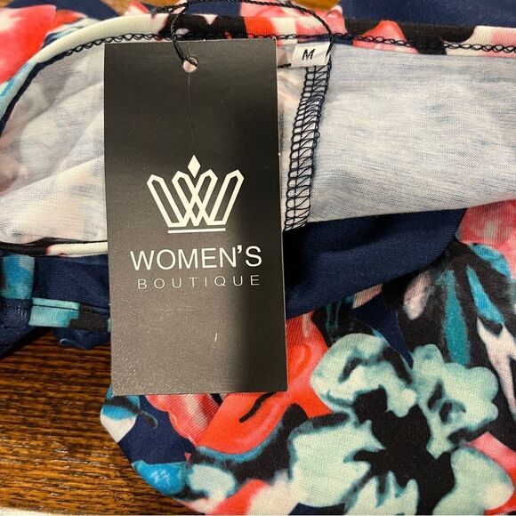 Floral cold shoulder short sleeve loose fit dress size medium - Picture 8 of 12